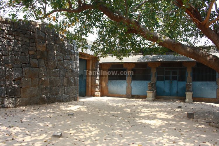 Gingee Krishna Giri Fort Entrance