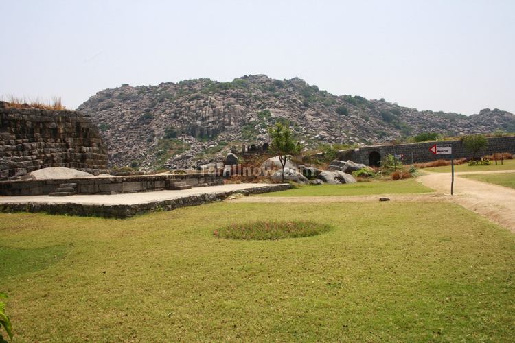 Gingee Main Fort Photo