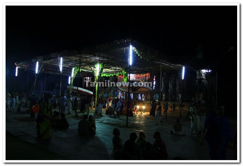 Varadaraja perumal temple kanchipuram night photos 1