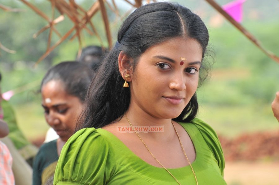 Shivada Nair 194 Tamil Actress Shivada Nair Photos