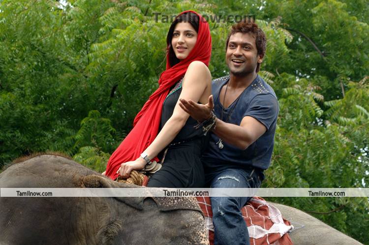 Surya Sruthihaasan In 7aam Arivu4