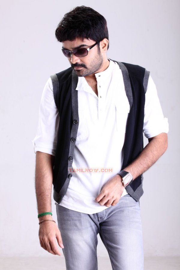 Actor Udhaya 515