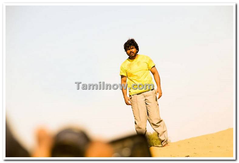 Karthi Still 2