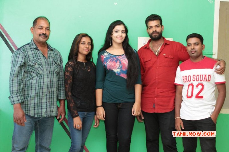 New Pictures Tamil Cinema Adhiradi Vettai 8713