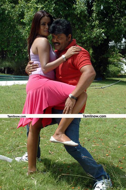 Aduthaduthu Movie Hot Still 19