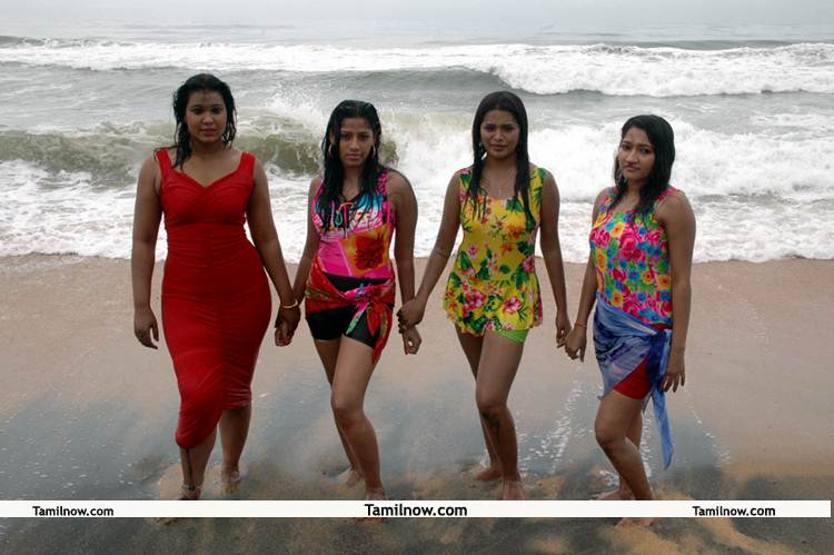 Aduthaduthu Movie Hot Still 6