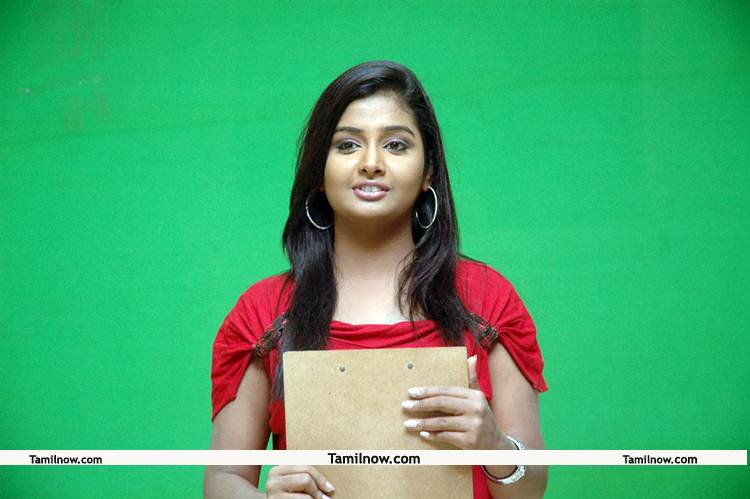 Aduthaduthu Movie Pics 4