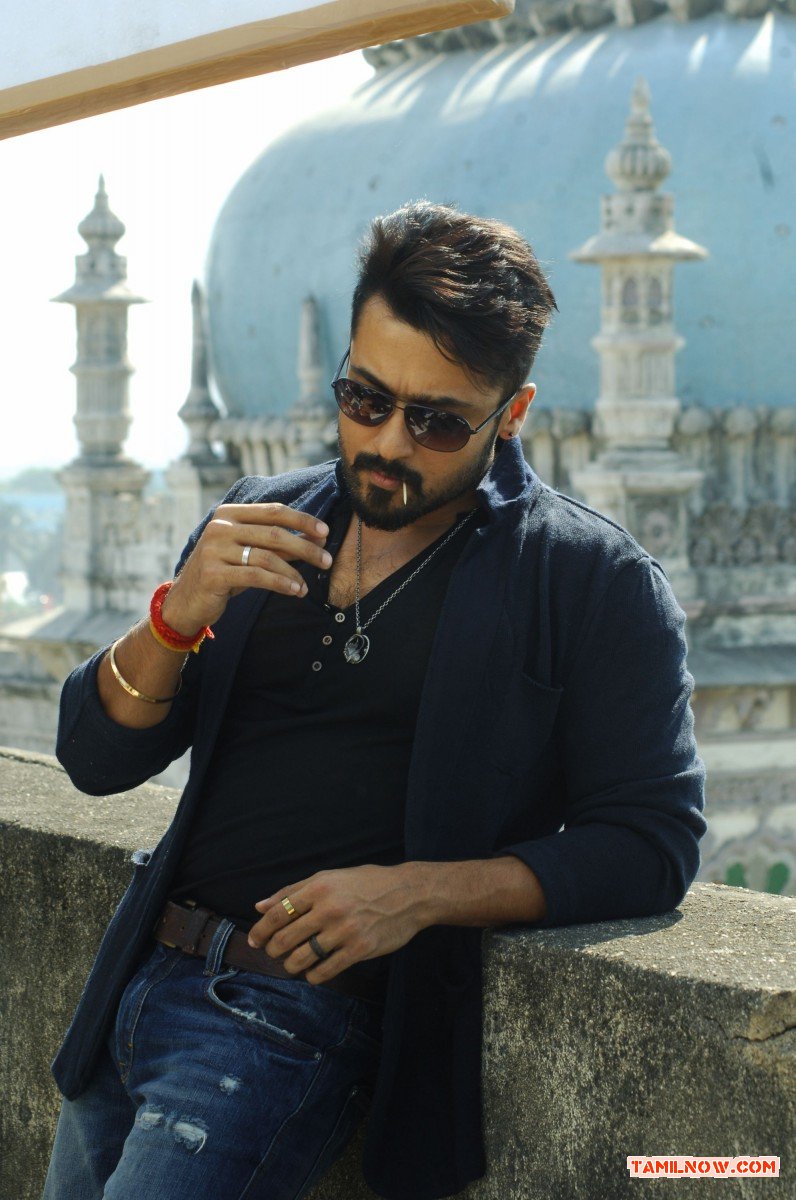 Anjaan Photos 7593