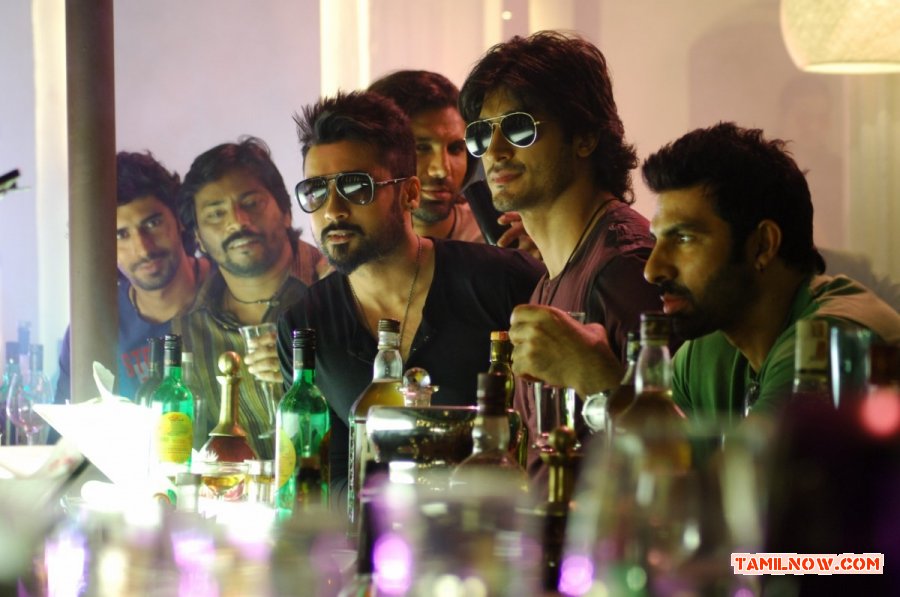 Anjaan Stills 261