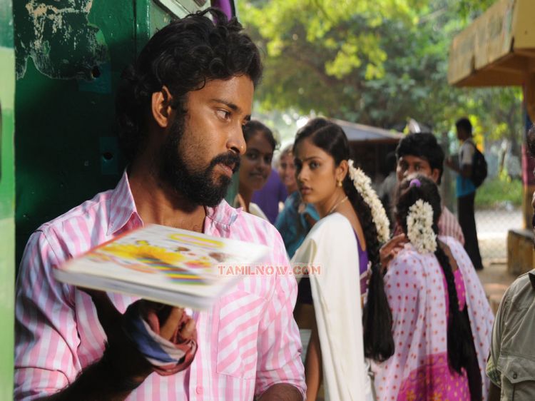 Movie Attakathi Photos 3842