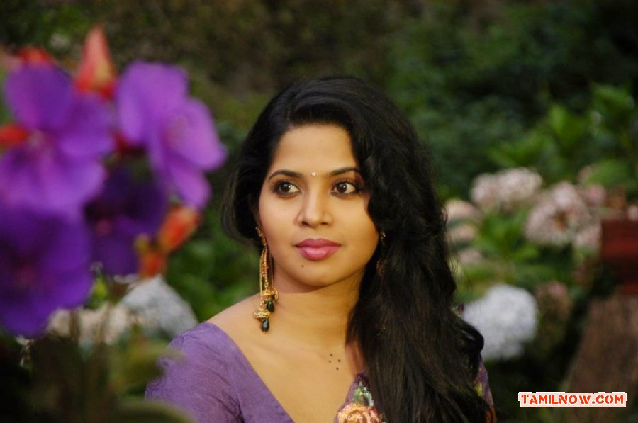 Devika Madhavan In Avan Aval Film 157