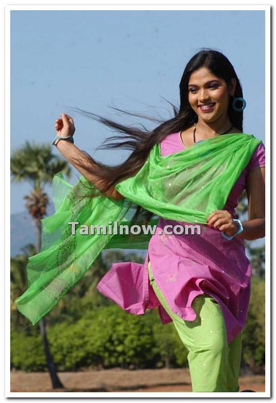 Actress Banu Photo 1