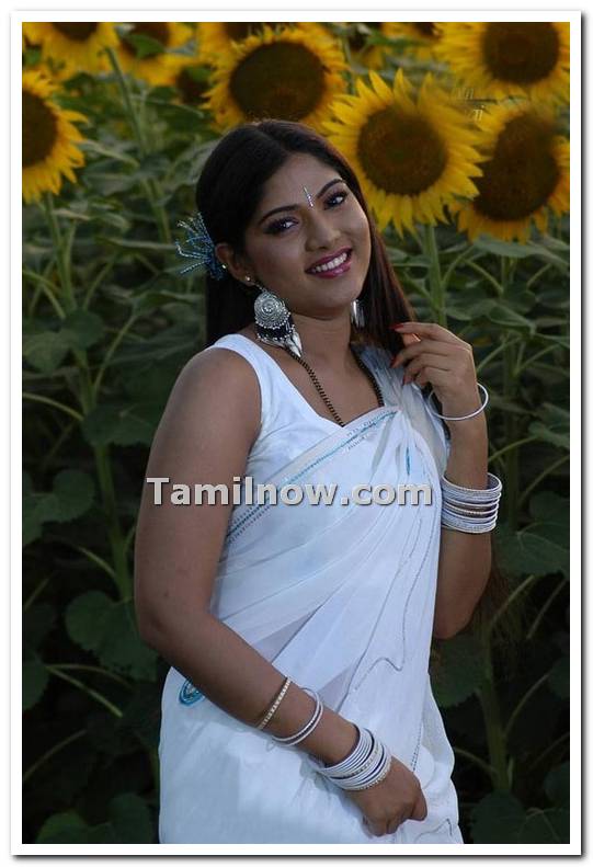 Actress Banu Photo 2