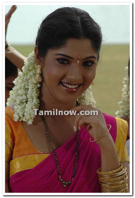 Actress Banu Photo 3