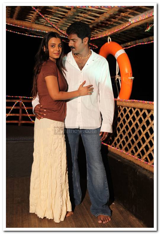 Azhukkan Movie Stills 7