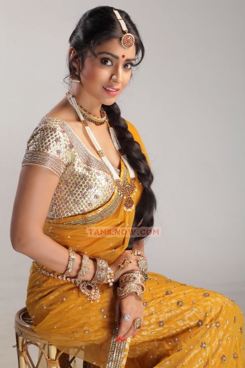 Chandra Stills 6788