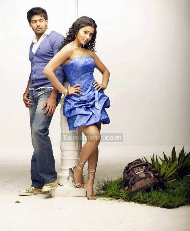 Arya And Shriya Saran Photos 3