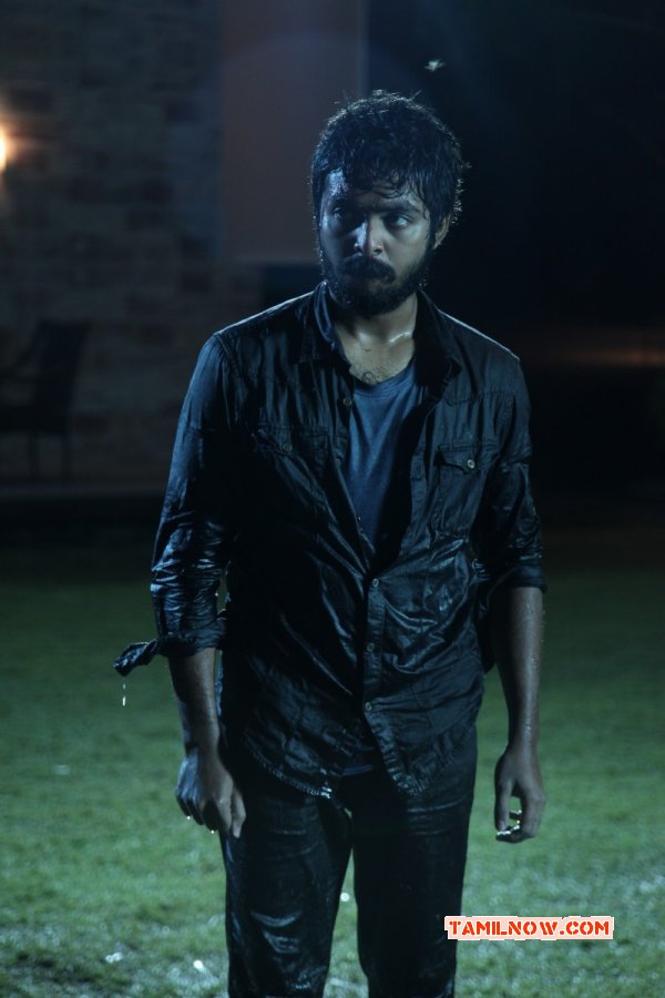 Tamil Film Darling Oct 2014 Still 8185