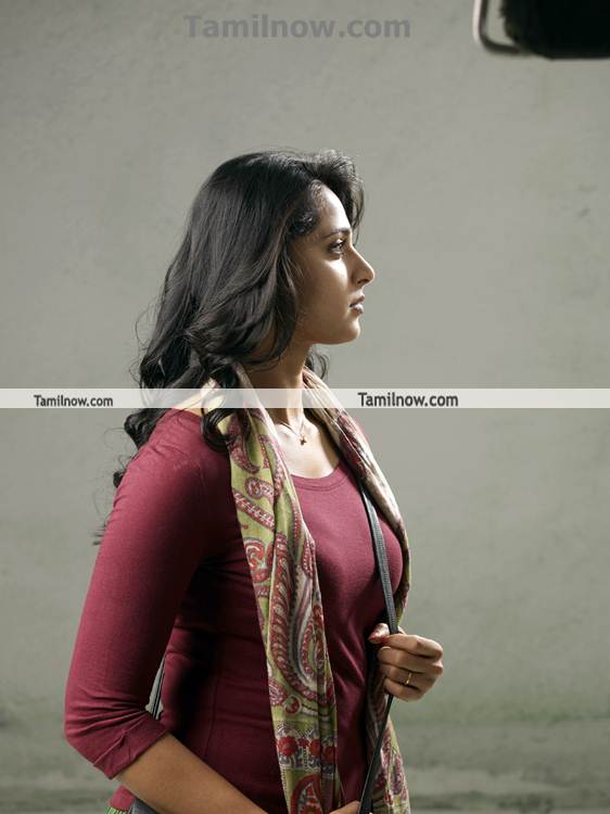 Anushka In Deiva Thirumagal Photoshoot 5