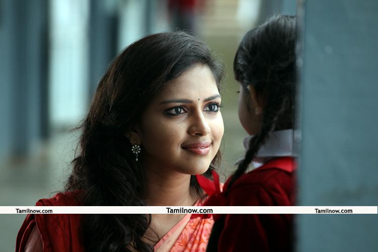 Amala Paul In Deiva Thirumagan Movie 1