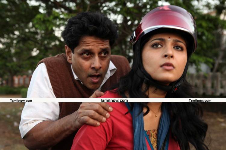 Vikram Anushka In Deiva Thirumagan 1