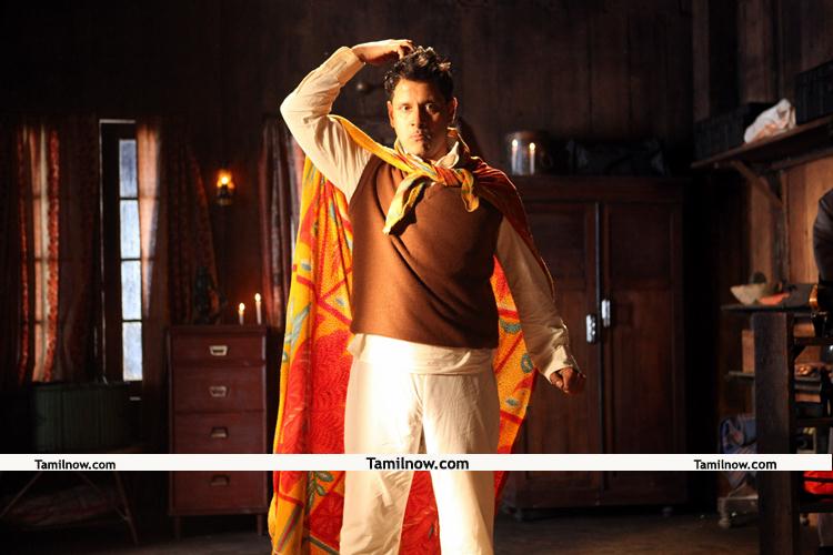 Vikram In Deiva Thirumagan 10