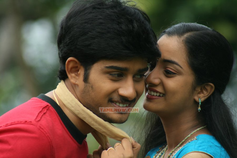 Tamil Movie En Kadhal Pudhithu 1522