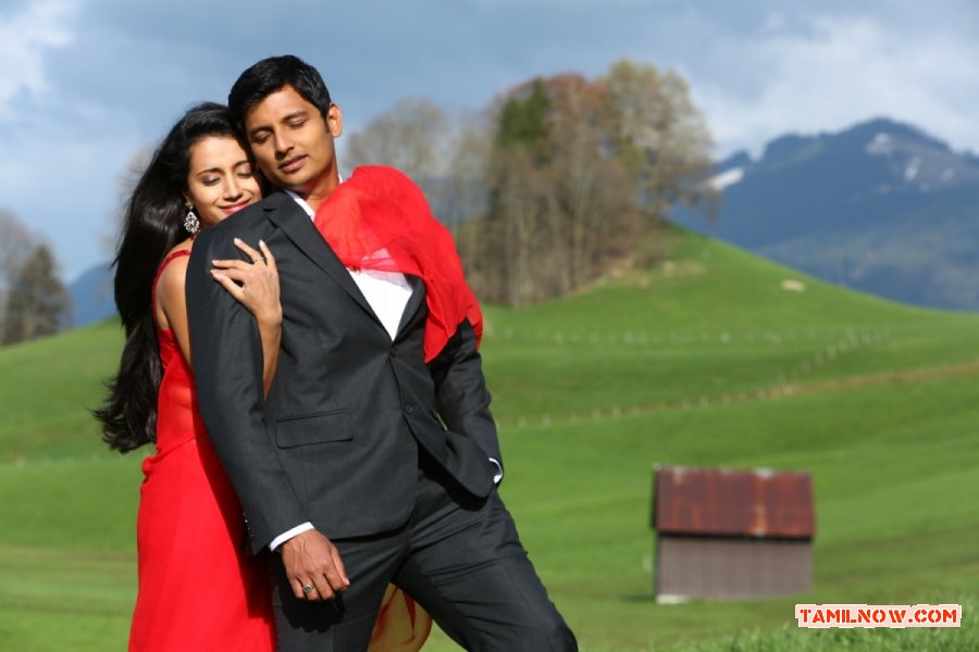 Jeeva Trisha Krishnan In Endrendrum Punnagai 564