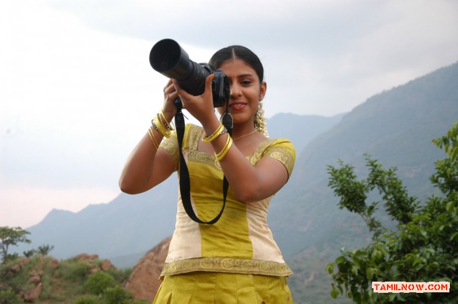 Tamil Movie Enna Pidichirukka Photos 4200