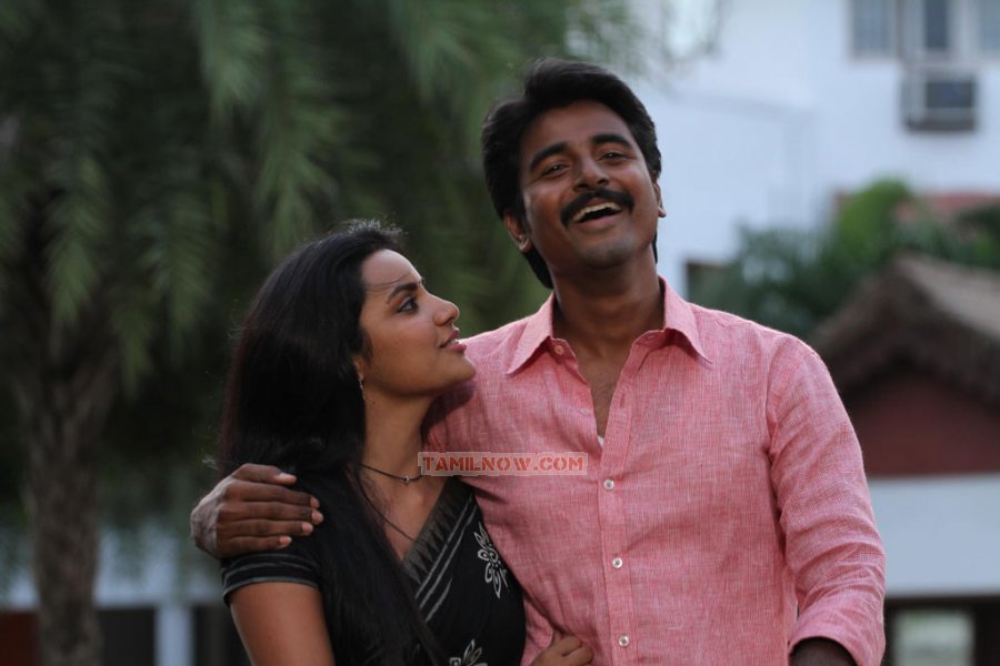 Ethir Neechal 3760