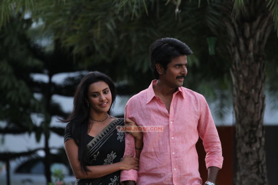 Tamil Movie Ethir Neechal 7135