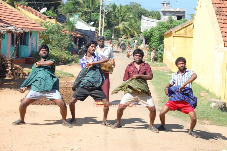 Movie Ganja Koottam 2672