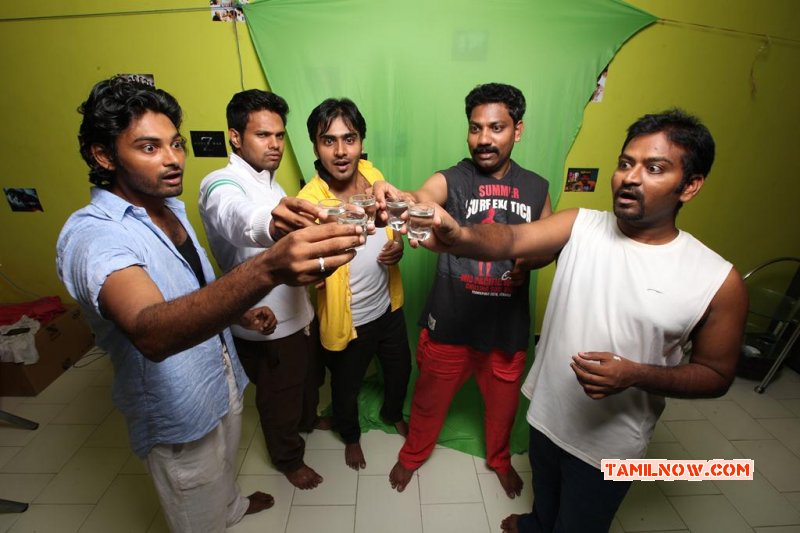 Tamil Movie Gubeer Oct 2014 Pictures 8660