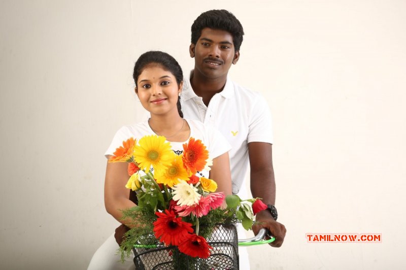 Iru Kadhal Oru Kathai Movie Jun 2015 Still 8182