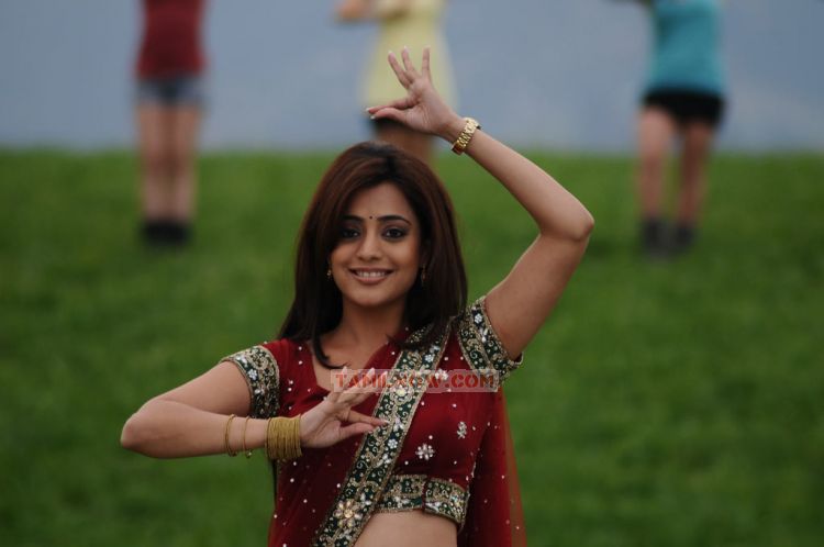 Nisha Agarwal 864