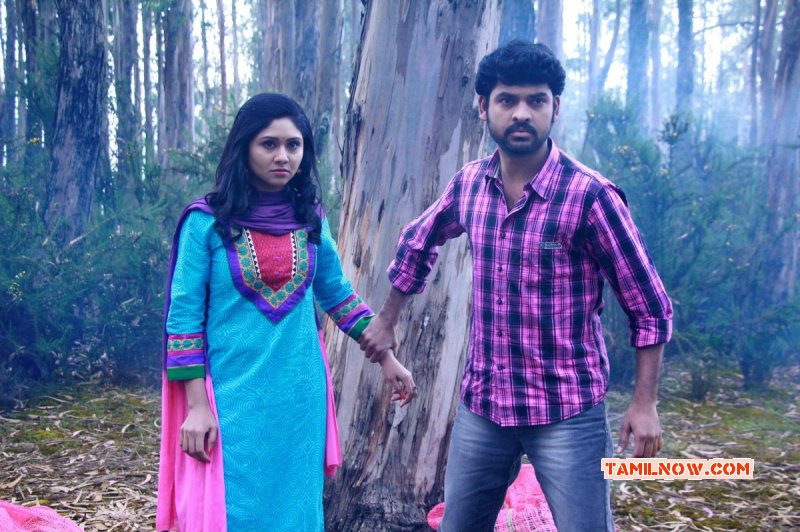 Vimal Punnagai Poo Geetha In Kaaval Movie New Pic 261