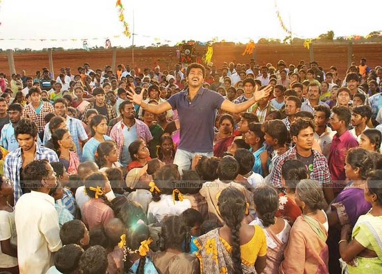 Vijay In Kaavalan Photo 11