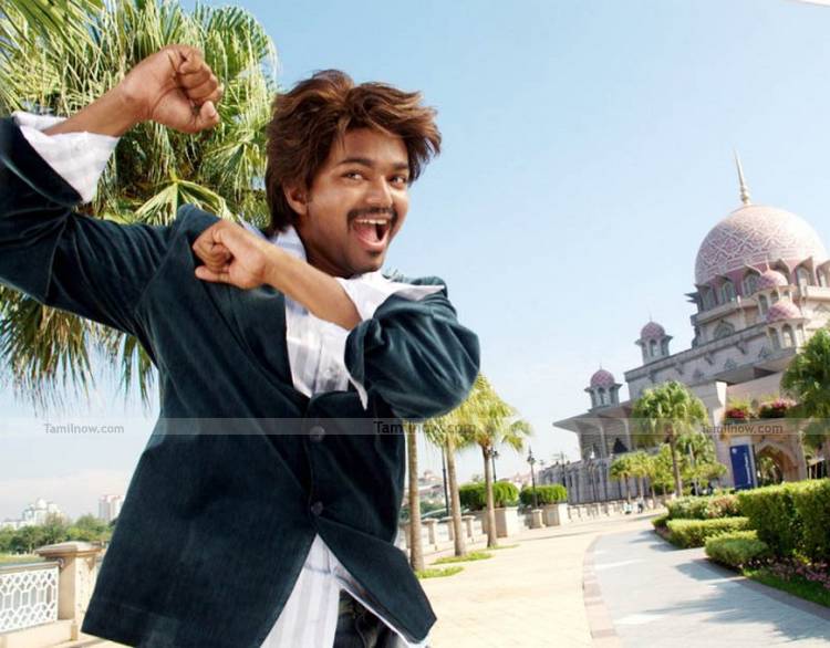 Vijay In Kaavalan Picture 2