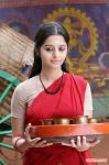 Vedhika In Movie Kaaviya Thalaivan 671