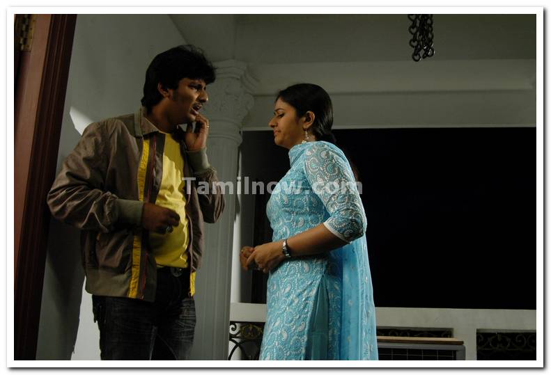 Kacheri Aarambam Movie 5