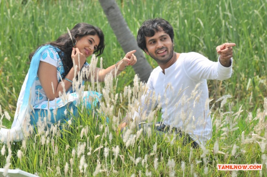 Kadhal Paithiyam Stills 9235