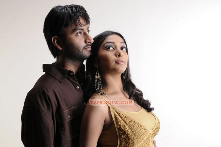 Tamil Movie Kadhal Pisase 1821