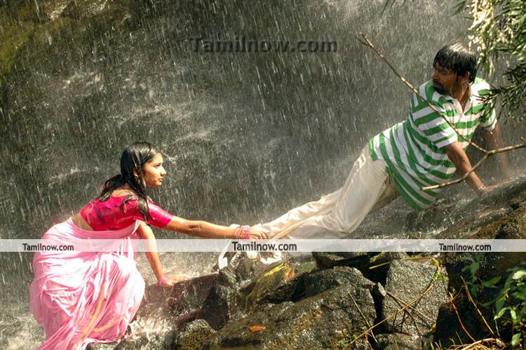 Kadhalai Kadhalikkiren Movie Pic 14