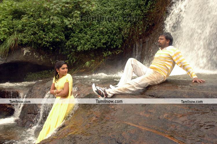 Kadhalai Kadhalikkiren Movie Still 2