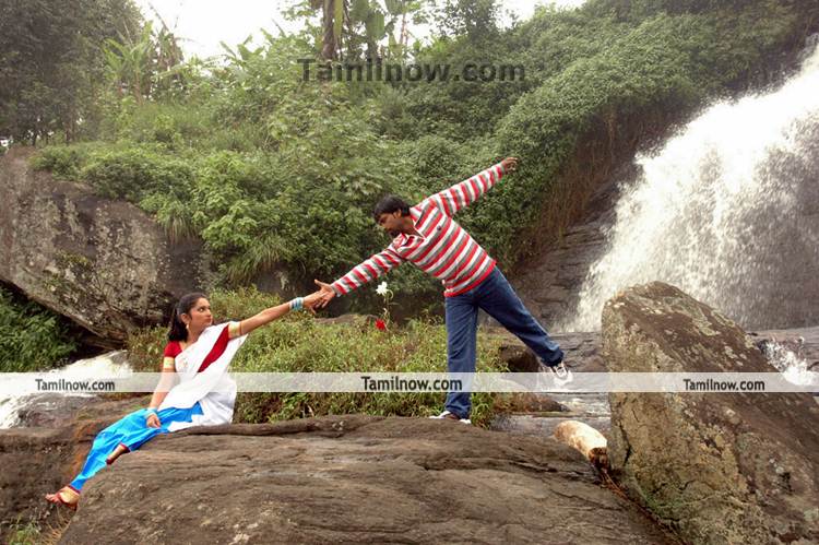 Kadhalai Kadhalikkiren Movie Still 3