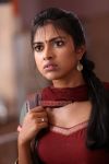 Amala Paul In Kadhalil Sodhappuvadhu Yeppadi 821