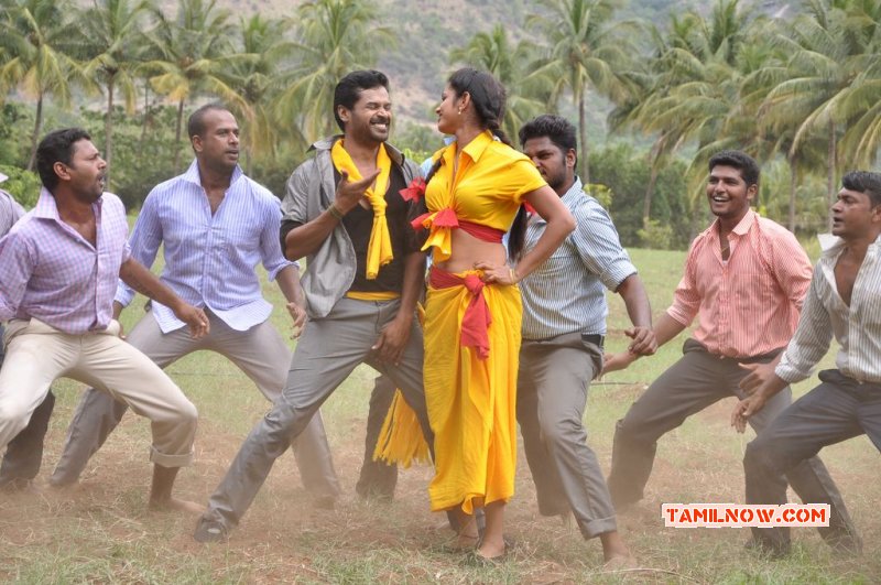 2015 Stills Kalakattam 902