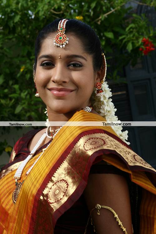 Rashmi Gautham Stills From Kanden 13