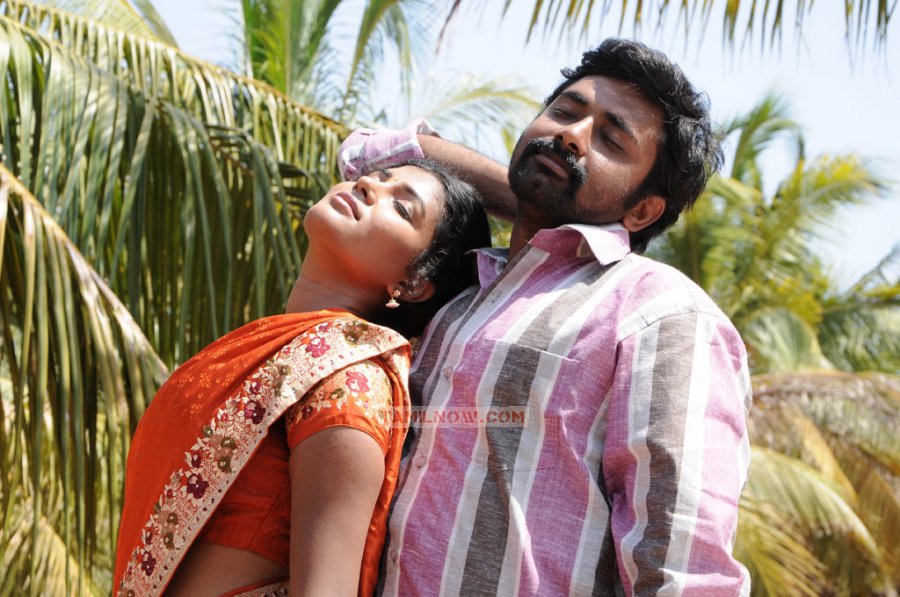 Tamil Movie Karisalpattum Gaathinagarum Photos 7361