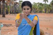 Tamil Movie Karisalpattum Gaathinagarum Photos 8567